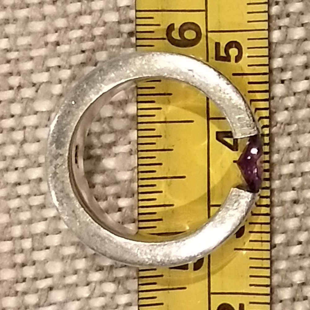 Silver ring. - Picture 3 of 6